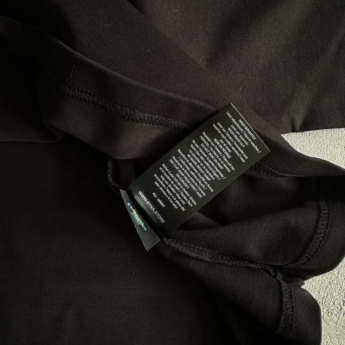 Synaworld Longsleeve Hazard
